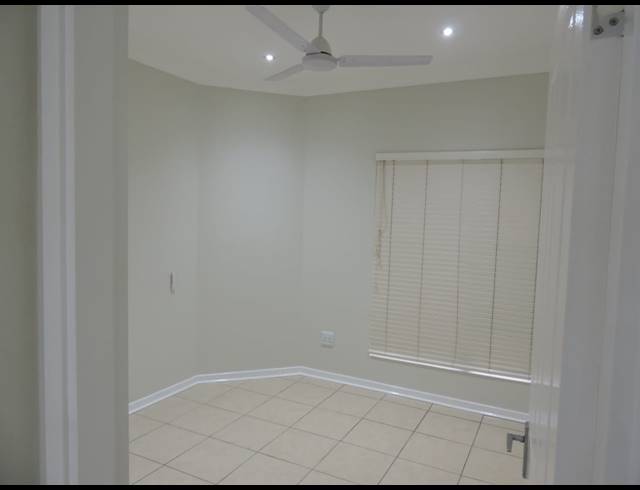 2 BEDROOM TOWNHOUSE TO LET IN SIMBITHI ECO ESTATE